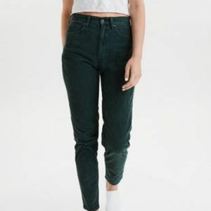 American Eagle Mom Jean Superstretch